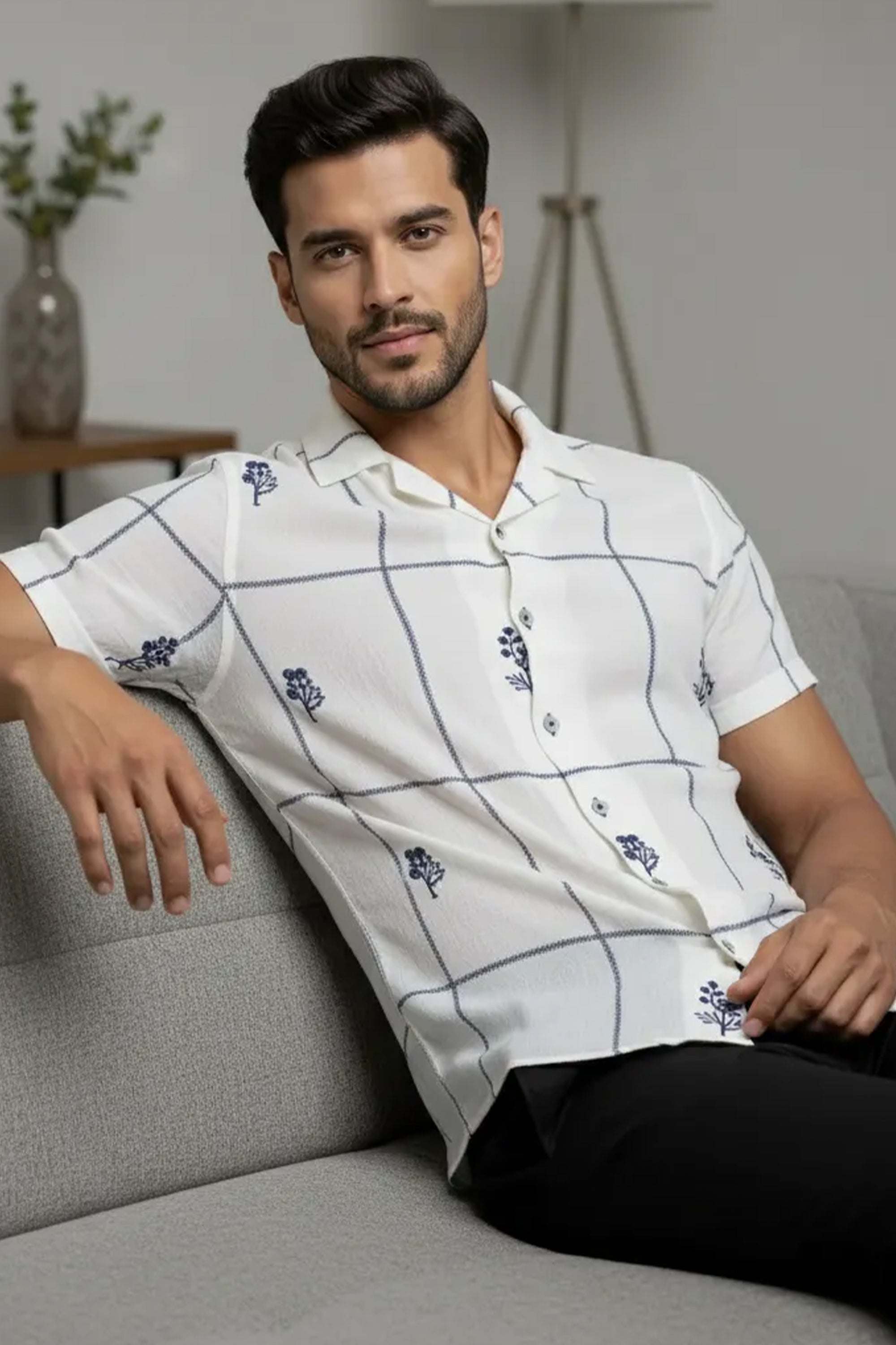Slim Fit Printed S/S Shirt - White | Navy Blue