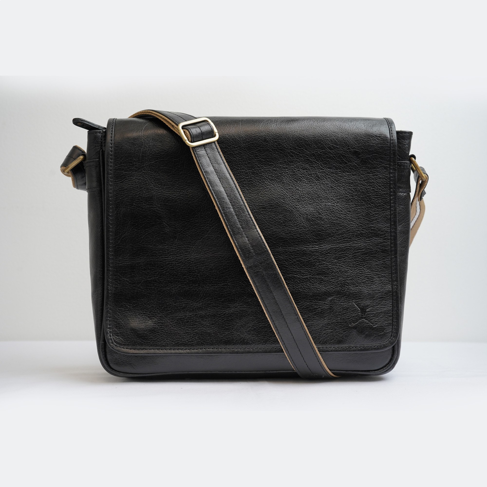 Stevie Unisex Executive Bag – Black | Libera