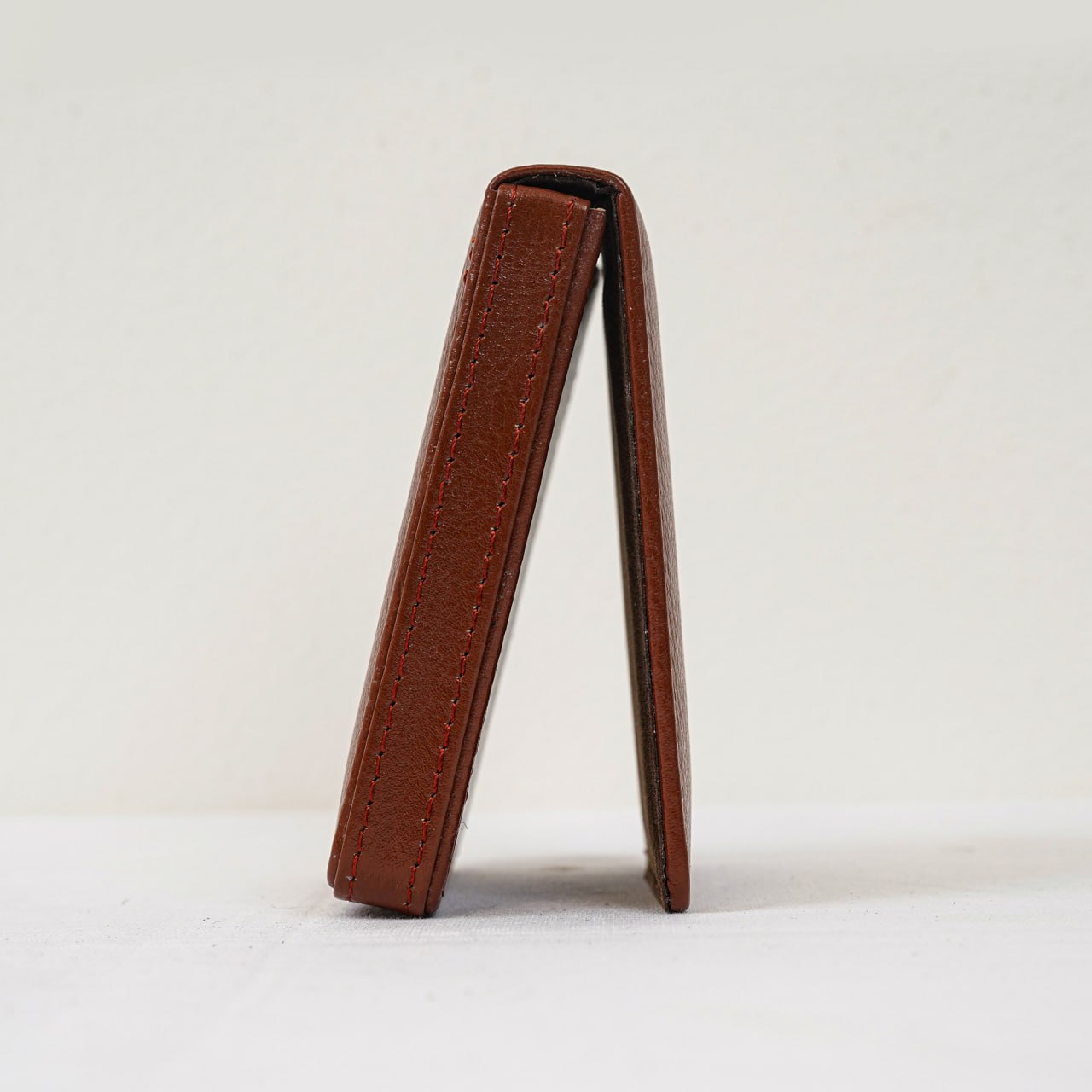 Leather Magnetic Card Holder – Tan | Libera
